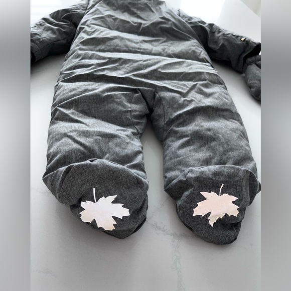 Canadiana Infants' Hooded Snowsuit bundle - Picture 6 of 12